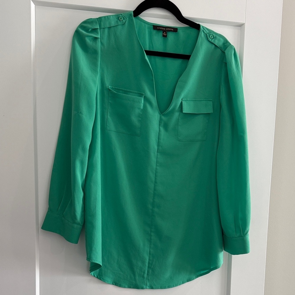 Cynthia Steffe Emerald Green Blouse​ - Picture 3 of 3